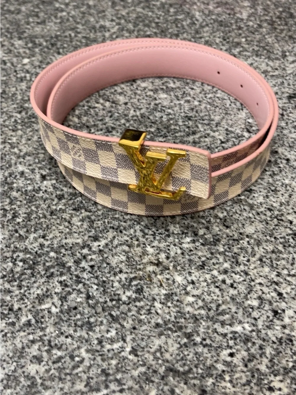 Louis Vuitton lv initiales